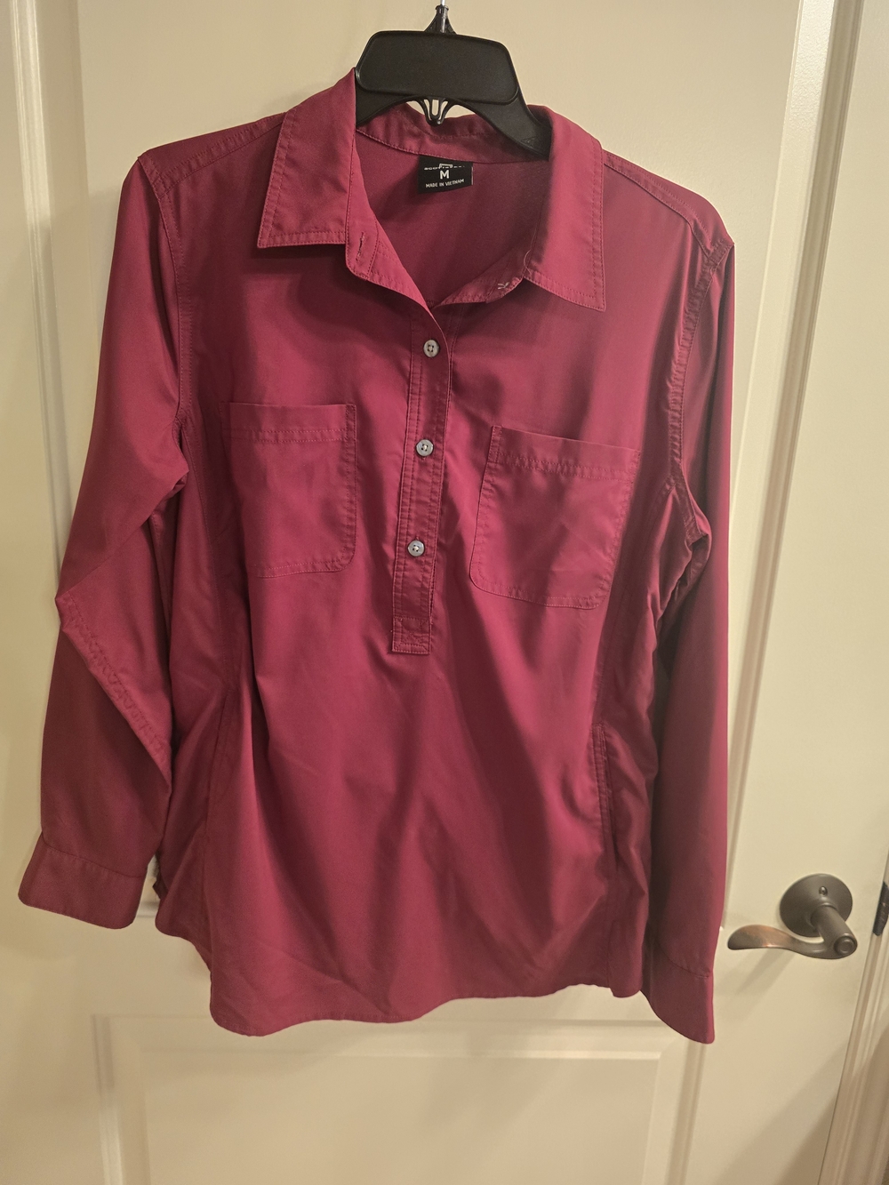 SCOTTeVEST Women's Button-Down Shirt in Wine
